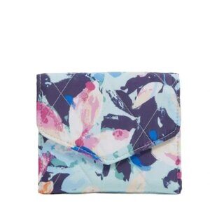 NWT Vera Bradley Ultralight RFID Mini Trifold Wallet Floating Blossoms Pattern